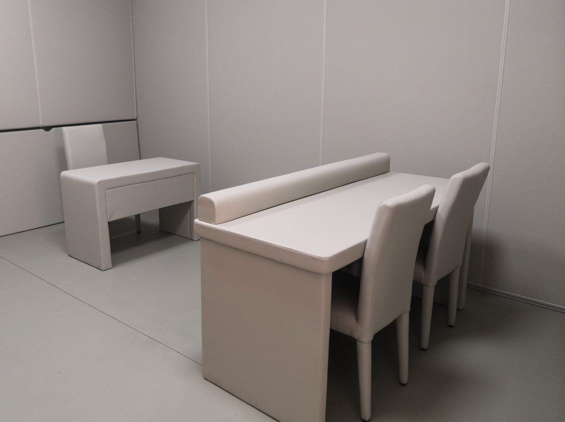 SIW防撞桌椅套装