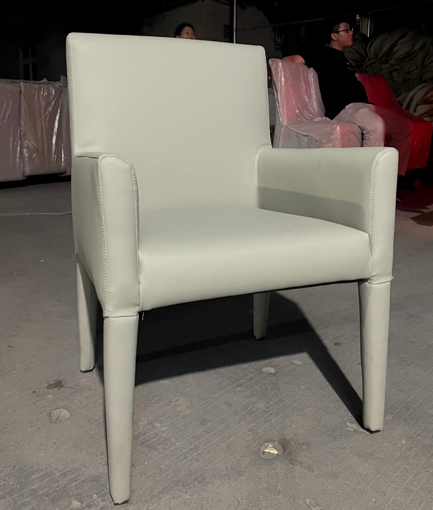 防撞带扶手标椅